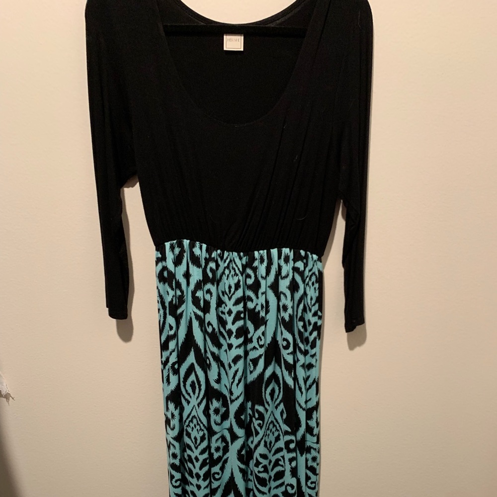 Black, long-sleeved maxi dress